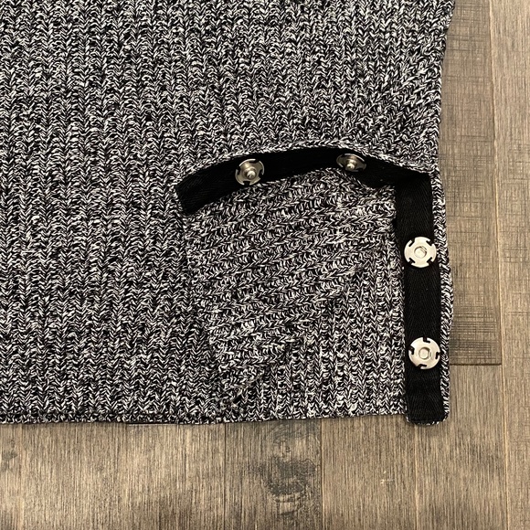 Gap Heavy Knit Cotton ~ Two Sweaters - Picture 10 of 11